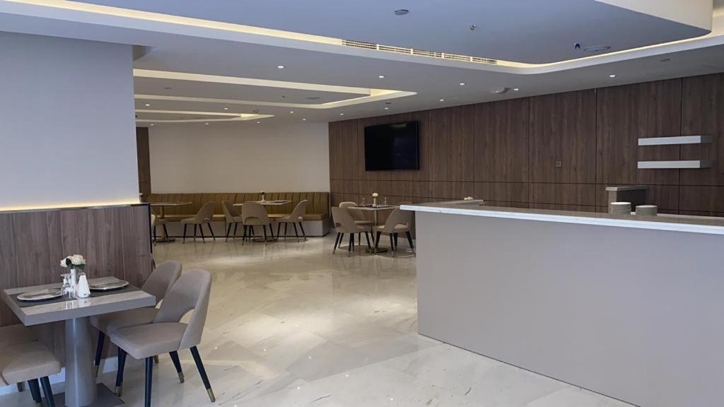 Corp Executive Hotel Doha Suites Exterior foto